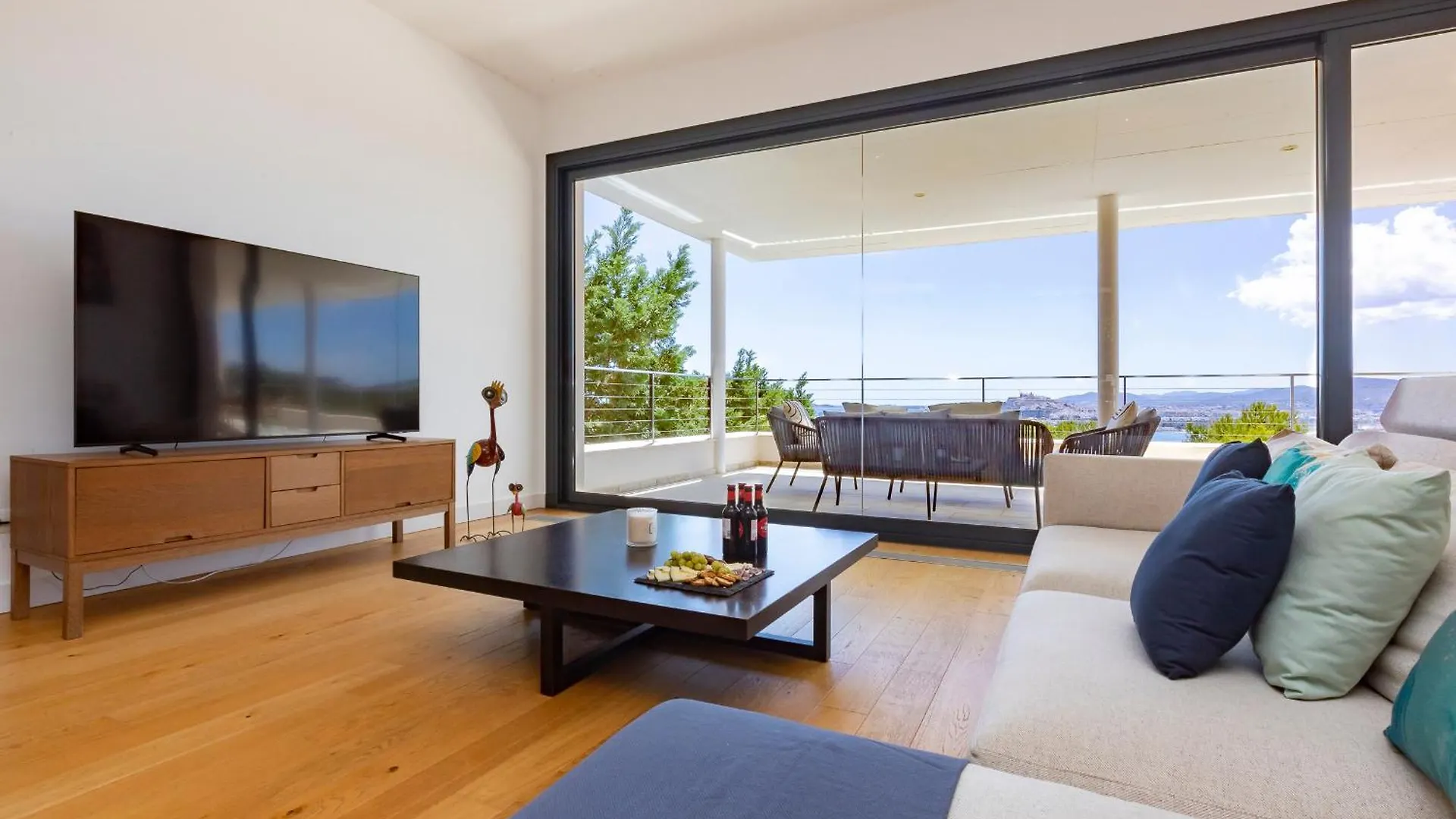 טאלאמאנקה Villa In Ibiza Town Sleeps 10 - Villa Vue 0*,  ספרד