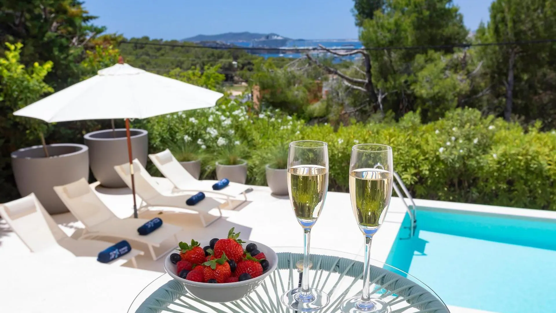 Villa In Ibiza Town Sleeps 10 - Villa Vue 塔拉曼卡